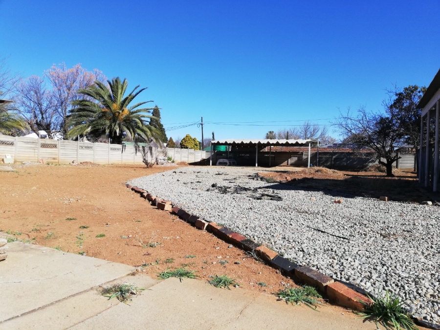 3 Bedroom Property for Sale in Wilkoppies North West